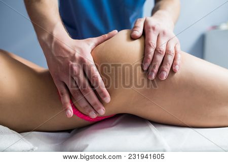 Legs And Buttocks Massage To Reduce Cellulite And Preserve An Healthy Look