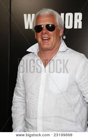 LOS ANGELES - SEP 6: Nick Nolte na světové premiéře 'Válečník' 6. září 2011 v Los Angel