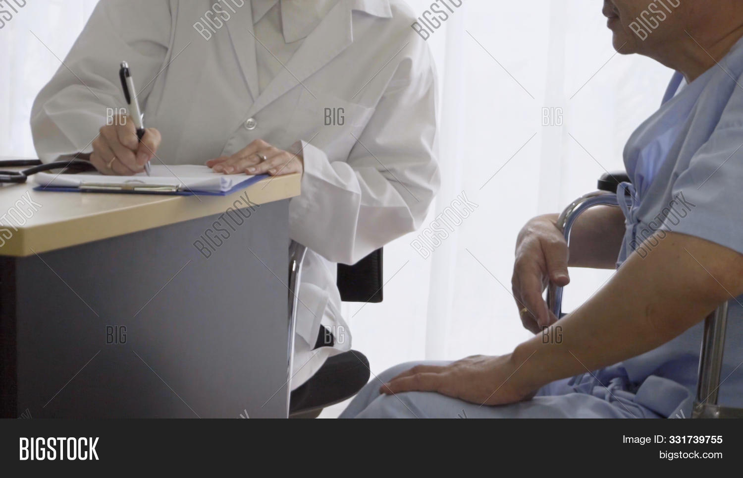 Imagen y foto Doctor Take Care (prueba gratis) Bigstock