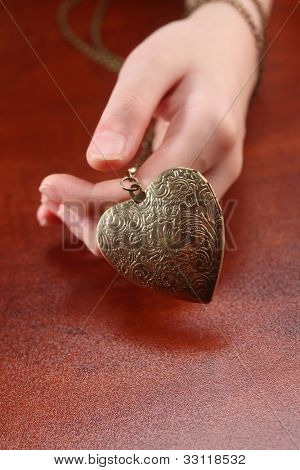 มือถือที่ neckless