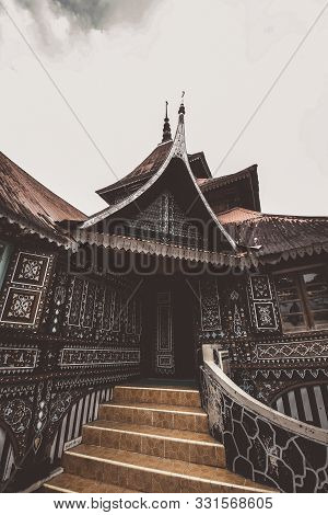 Architectural Photo Of An Old Mosque Called A Mosque Located In The City Of Pdangpanjang, Taken 2019
