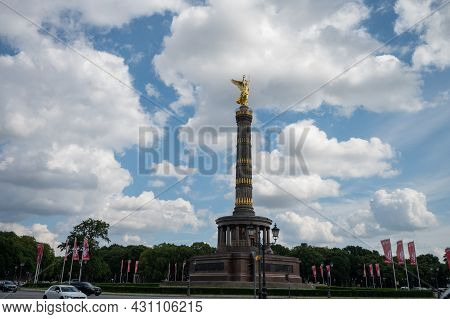 Berlin, Germany - August 11 , 2021 - View Of The Victory Column In Berlin Siegessaule And Surroundin