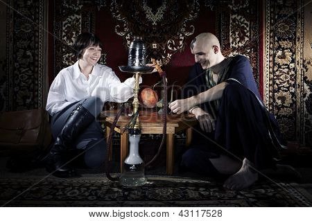 Ridere in sala da tè