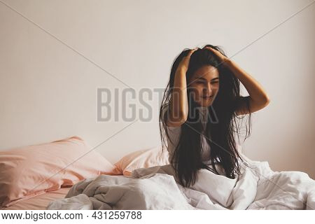 Long-haired Asian Woman Sat On Her Bed, So Annoyed By Waking Up In The Morning That She Messed With 