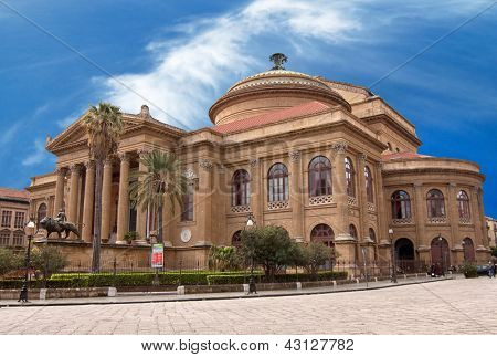 Massimo Theater in Palermo, Sizilien, die größte Theater-Gebäude in Italien