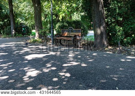 Cismigiu Park In Bucharest, Romania, 2021 View Of Cismigiu Garden, Public Park With Beautiful Paths.