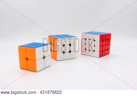 Thailand, Bangkok. Aug 25, 2021. Rubik's Cube On White Background. 2x2 3x3 4x4 Rubiks.