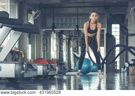 Lifestyle Women Functional Training Exercise  And Cross Fit The Gym Workout For Healthy Care And Bod