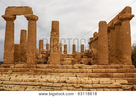 The Ruins Of Temple Of Concordia, Valey Of Temples, Agrigento, Sicily, Italy