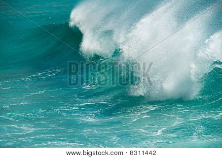 Turquoise Ocean Wave breken