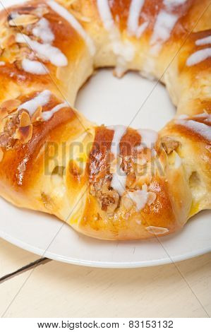 Sweet Bread Donut Cake