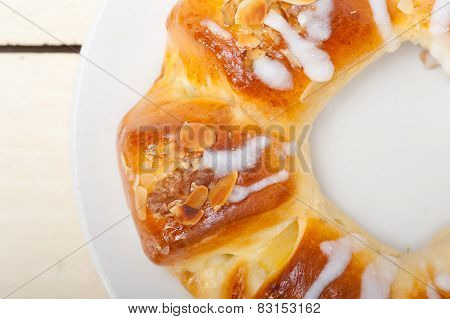 Sweet Bread Donut Cake