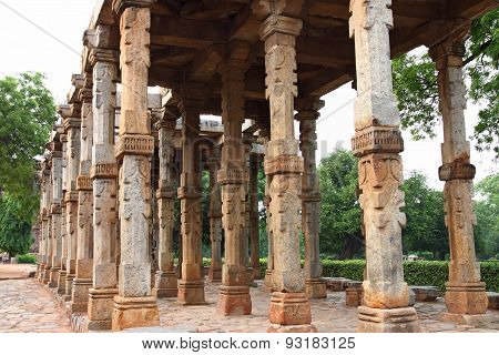 Qutb Minar 2nd tallest minar in Delhi