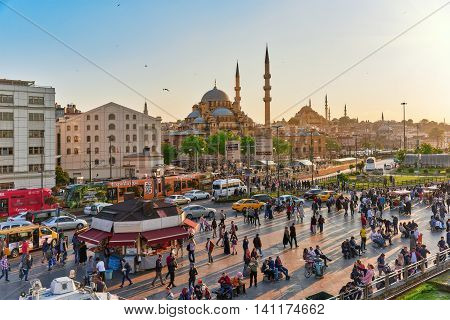 Istambul, Turkey-may 07, 2016: Beautiful Landscape Urban View,city Streets,people,architecture Of Th
