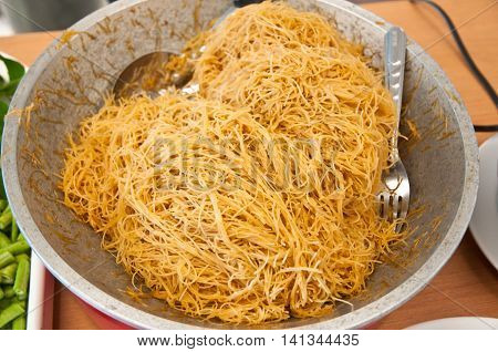Fried vermicelli noodle or Pad Wun Sen