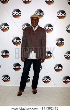 LOS ANGELES - AUG 4:  James Pickens Jr at the ABC TCA Summer 2016 Party at the Beverly Hilton Hotel on August 4, 2016 in Beverly Hills, CA