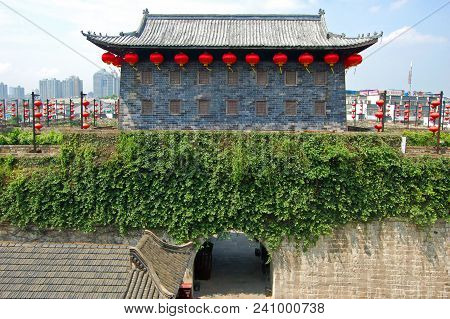 Zhonghua Gate (gate Of China), Nanjing, Jiangsu Province, China. It Is The Southern Gate Of Nanjing 