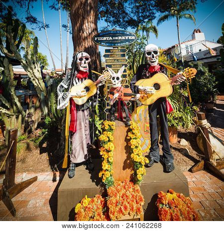 San Diego, Ca, Usa - November 04, 2016: Fiesta De Reyes Decoration In Old Town Sd