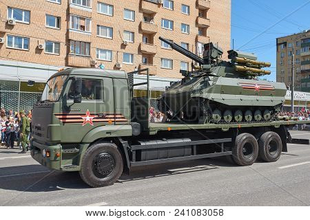 Moscow, May, 9, 2018: Great Victory Holiday Parade Of Russian Military Vehicles. Radio Control Battl