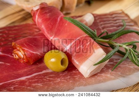 Thinly Sliced German Black Forest Ham.
