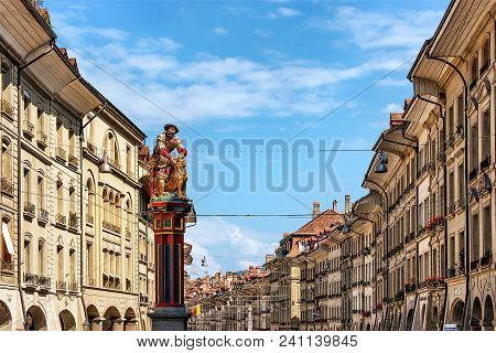 Bern, Switzerland - August 31, 2016: Samson Fountain At Kramgasse Street In Old City Center Of Bern,