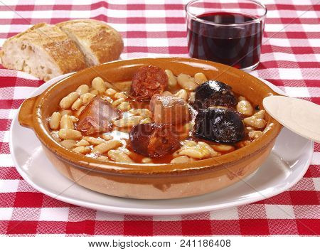 Fabada Asturiana
Traditional Spanish Meal Native From Asturias Region. Made With White Beans, Red Sp