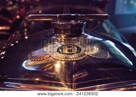 Naples, Florida, Usa - May 5, 2018:  Green 1930 Bentley 6½ Liter Speed Six Vanden Plas  Displayed At