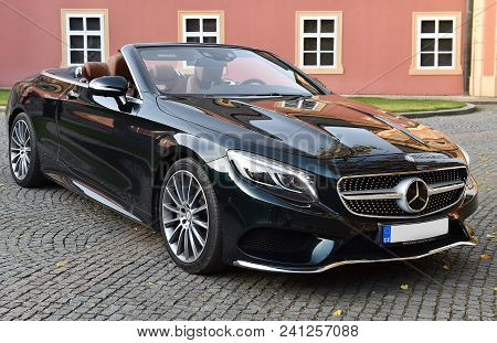 Dobris, Czech Republic - November 1, 2016: Mercedes-benz S500 Cabrio In Dobris, Czech Republic, Nove