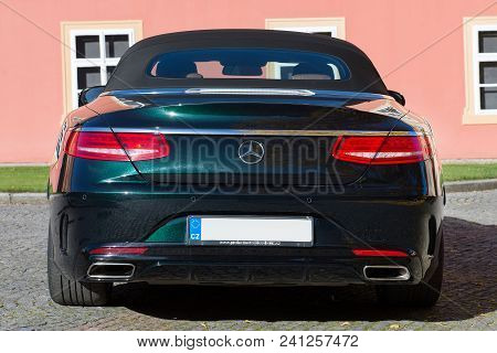 Dobris, Czech Republic - November 1, 2016: Mercedes-benz S500 Cabrio In Dobris, Czech Republic, Nove