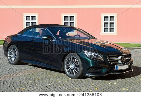 Dobris, Czech Republic - November 1, 2016: Mercedes-benz S500 Cabrio In Dobris, Czech Republic, Nove