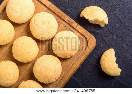 Homemade Brazilian Cheese Buns ( Pao De Queijo )