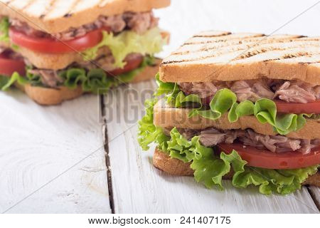 Club Sandwith With Tuna , Tomatoes And Lattuce