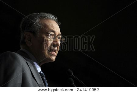 Tun Dr. Mahathir Mohamad Felda