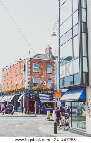 Dublin, Ireland - May 20th, 2018: Dublin City Centre Featuring Georgian Building In Harcourt Street