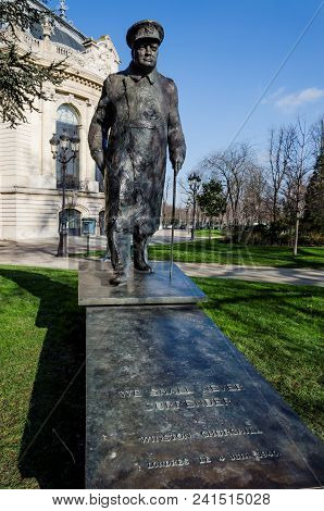 Paris, France: Feb 11, 2018: Bronze Statue Of Sir Winston Churchill, In The Grounds Of The Petit Pal