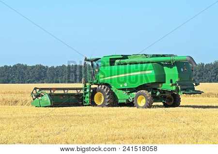 John Deere Combine