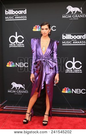 LAS VEGAS - MAY 20:  Dua Lipa at the 2018 Billboard Music Awards at MGM Grand Garden Arena on May 20, 2018 in Las Vegas, NV