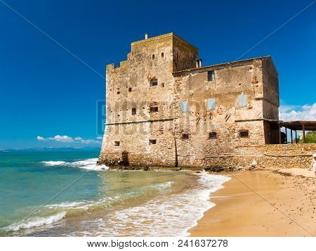 Torre Mozza 16th Century Tuscan Coastal Tower In Piombino