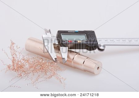Digitální posuvná měřítka, bronz & třísek.