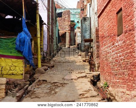 Narrow Street In Fatehpur Sikri, Uttar Pradesh, India. The City Was Founded In 1569 By The Mughal Em