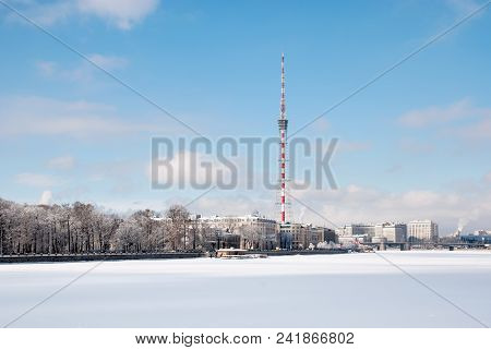 Saint-petersburg, Russia - March 20, 2018: Winter View Of Bolshaya Nevka River With Tv Tower And Mod