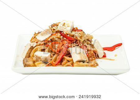 Chinese Noodles With Tofu And Vegetables