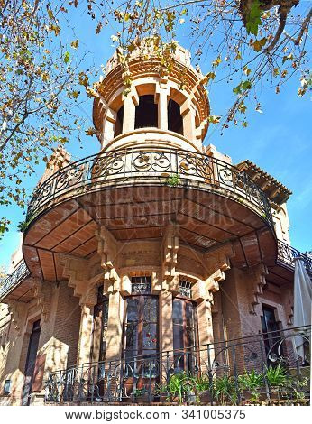Casa Roura In Canet De Mar Barcelona Spain