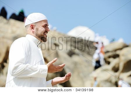 Muslimske pilgrimme på jabal Arafat, Hajj