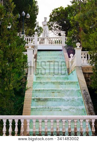 Fountain And El Batallador Statue In Parque Grande Or Jose Antonio Labordeta Park In Zaragoza, Spain