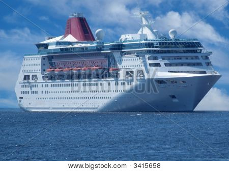 Cruise Ship