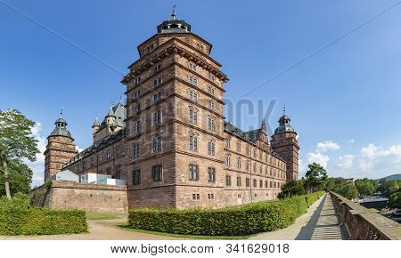 Aschaffenburg, Germany - August 26, 2019: Famous City Castle In Aschaffenburg, Bavaria.