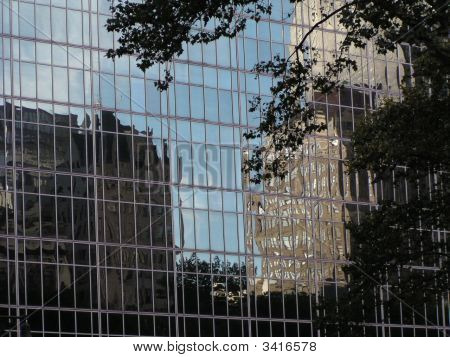 Skyscraper_Reflection