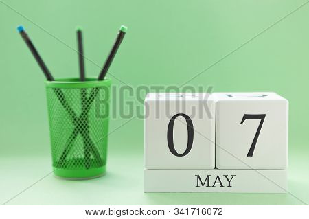 Desk Calendar Of Two Cubes For May 7