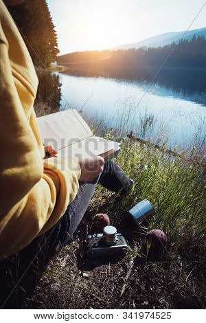 The Outdoor Picnic